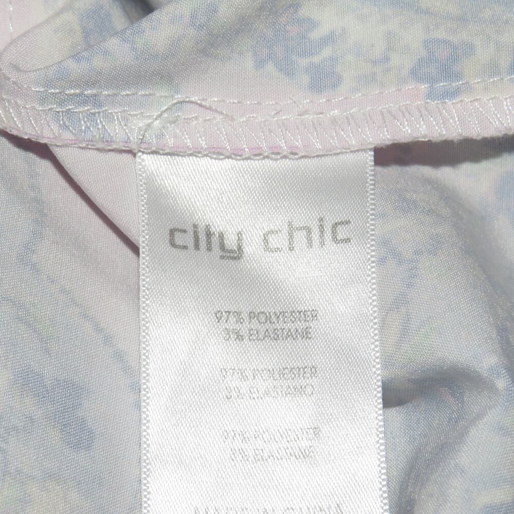 City Chic Purple Floral Draped Zipper Front V-Neck Dress - Picture 9 of 10